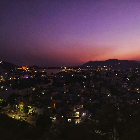 Hotel Kurabar Kothi Udaipur Exterior foto