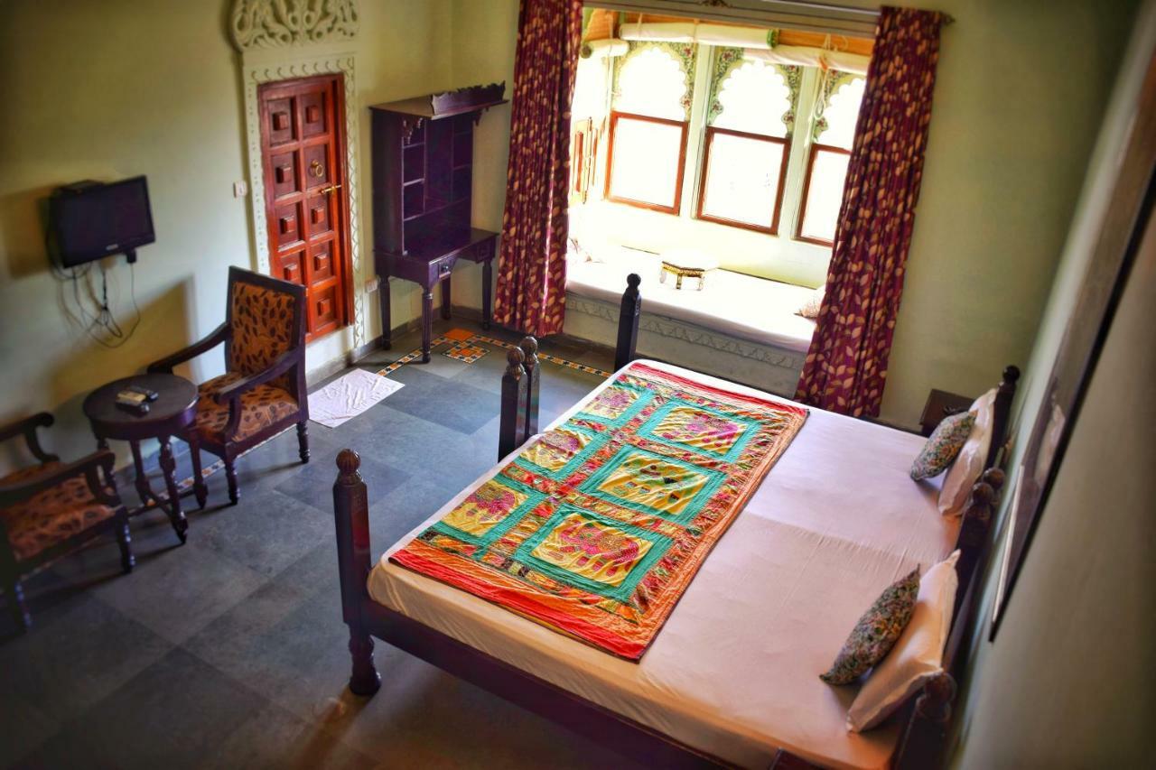 Hotel Kurabar Kothi Udaipur Exterior foto